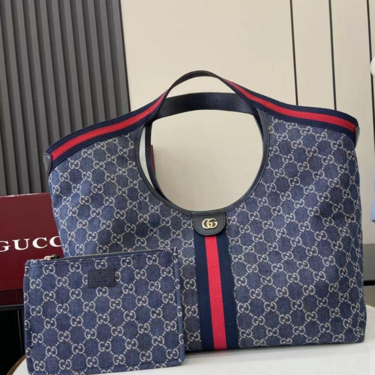 LARGE GUCCI GIGLIO SHOPPER