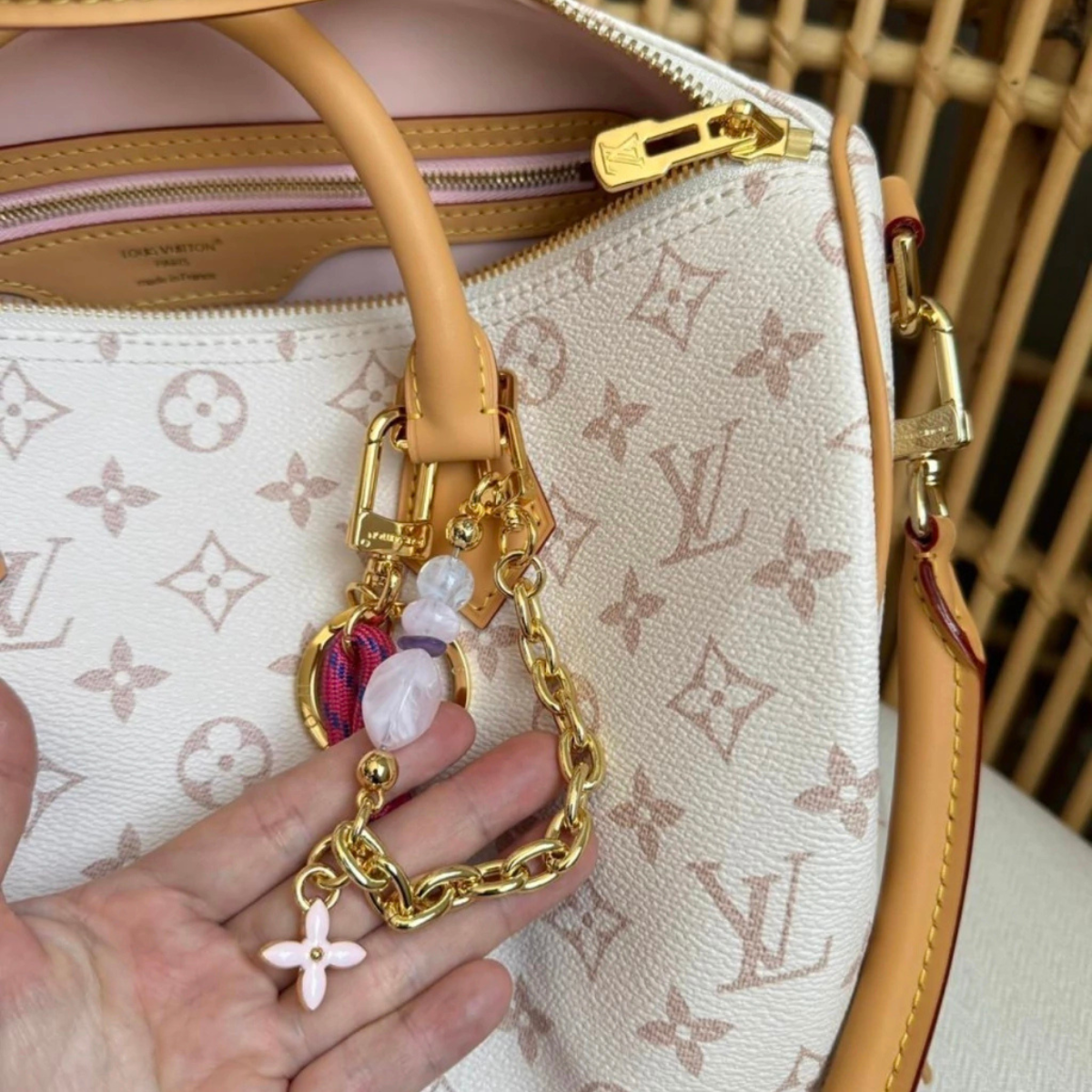 LOUIS VUITTON – SPEEDY SOFT 30 LUCKY BAG