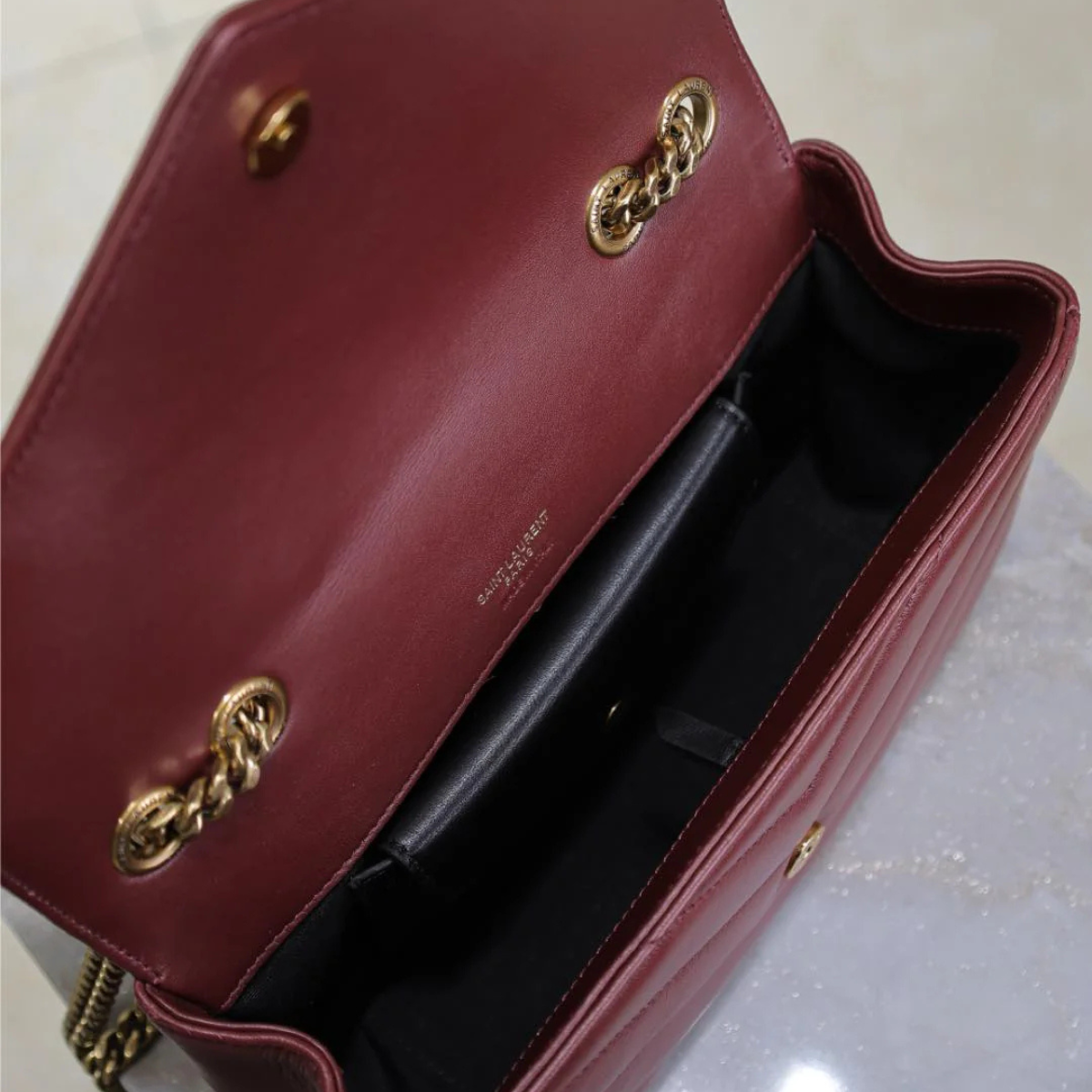 SAINT LAURENT LOULOU SMALL MATELASSÉ LAMBSKIN BAG IN BORDEAUX